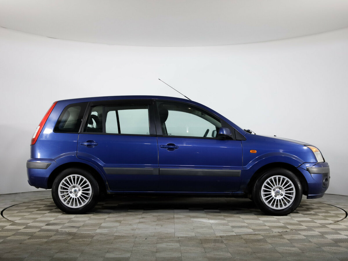 Ford Fusion с пробегом — 2008 год. Фото: #3