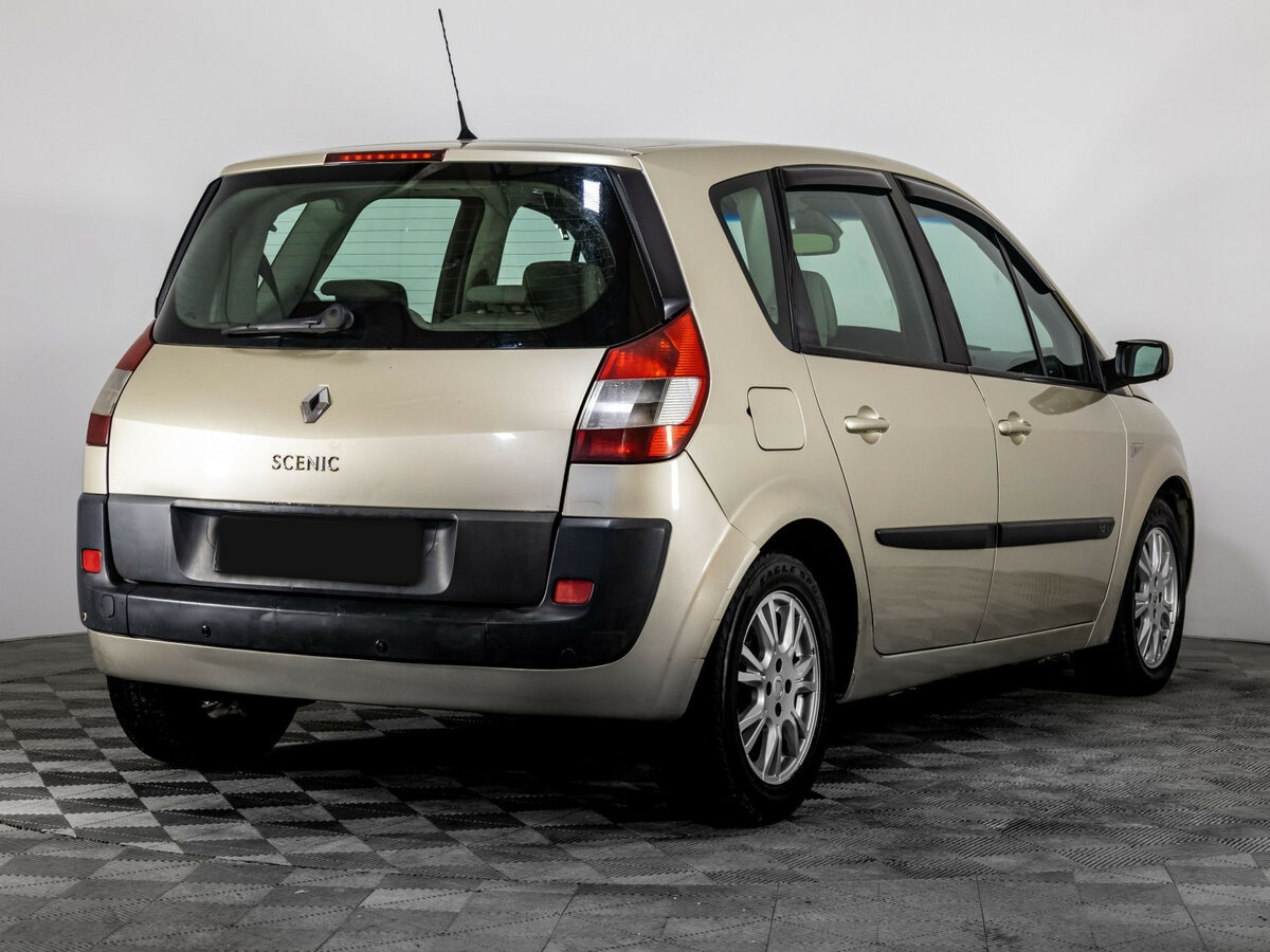 Renault Scenic с пробегом — 2006 год. Фото: #3