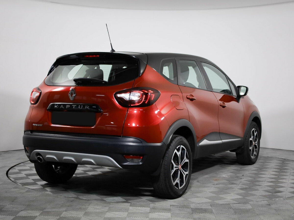 Renault Kaptur с пробегом — 2018 год. Фото: #5