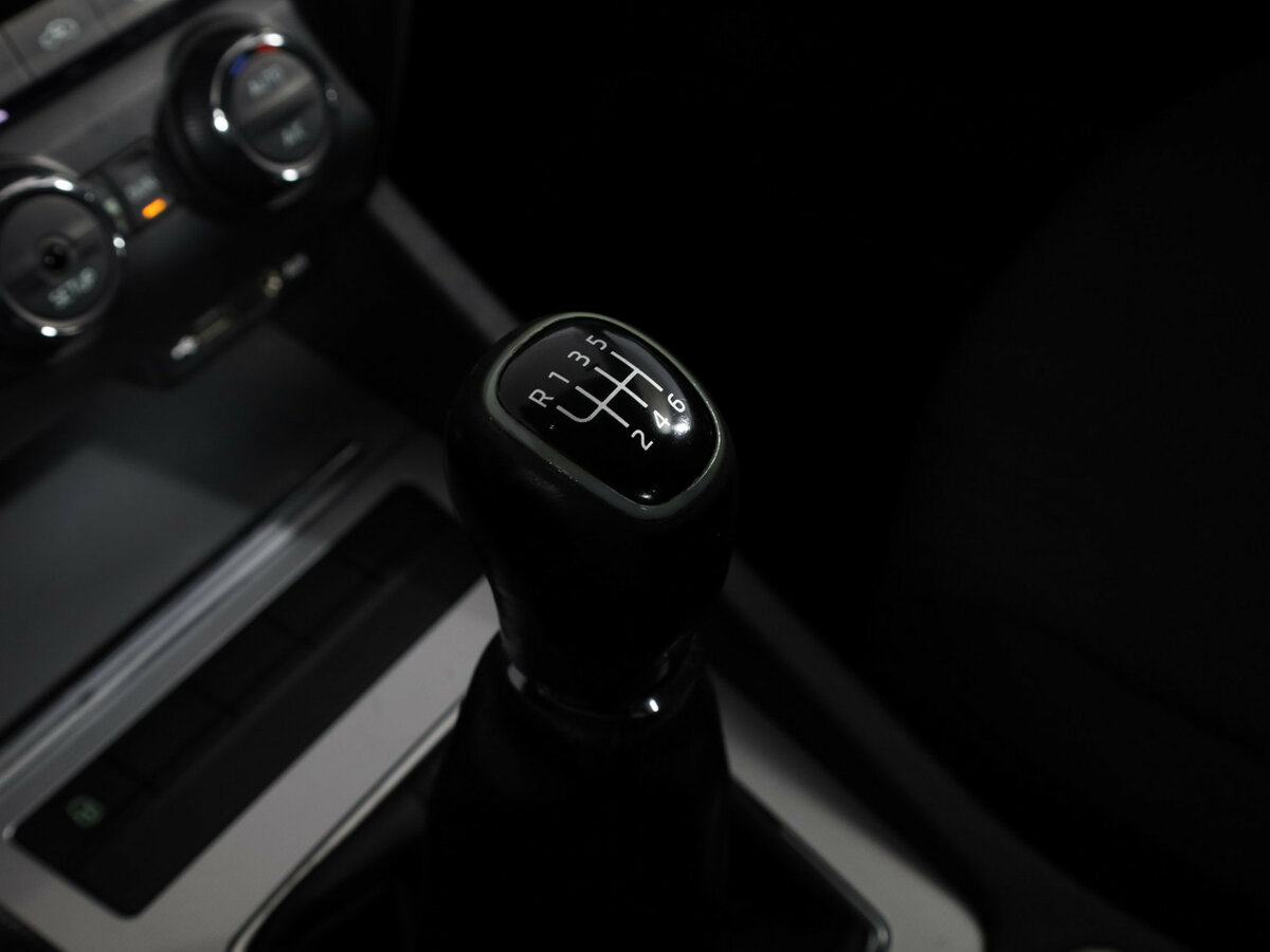 Skoda Octavia с пробегом — 2013 год. Фото: #16