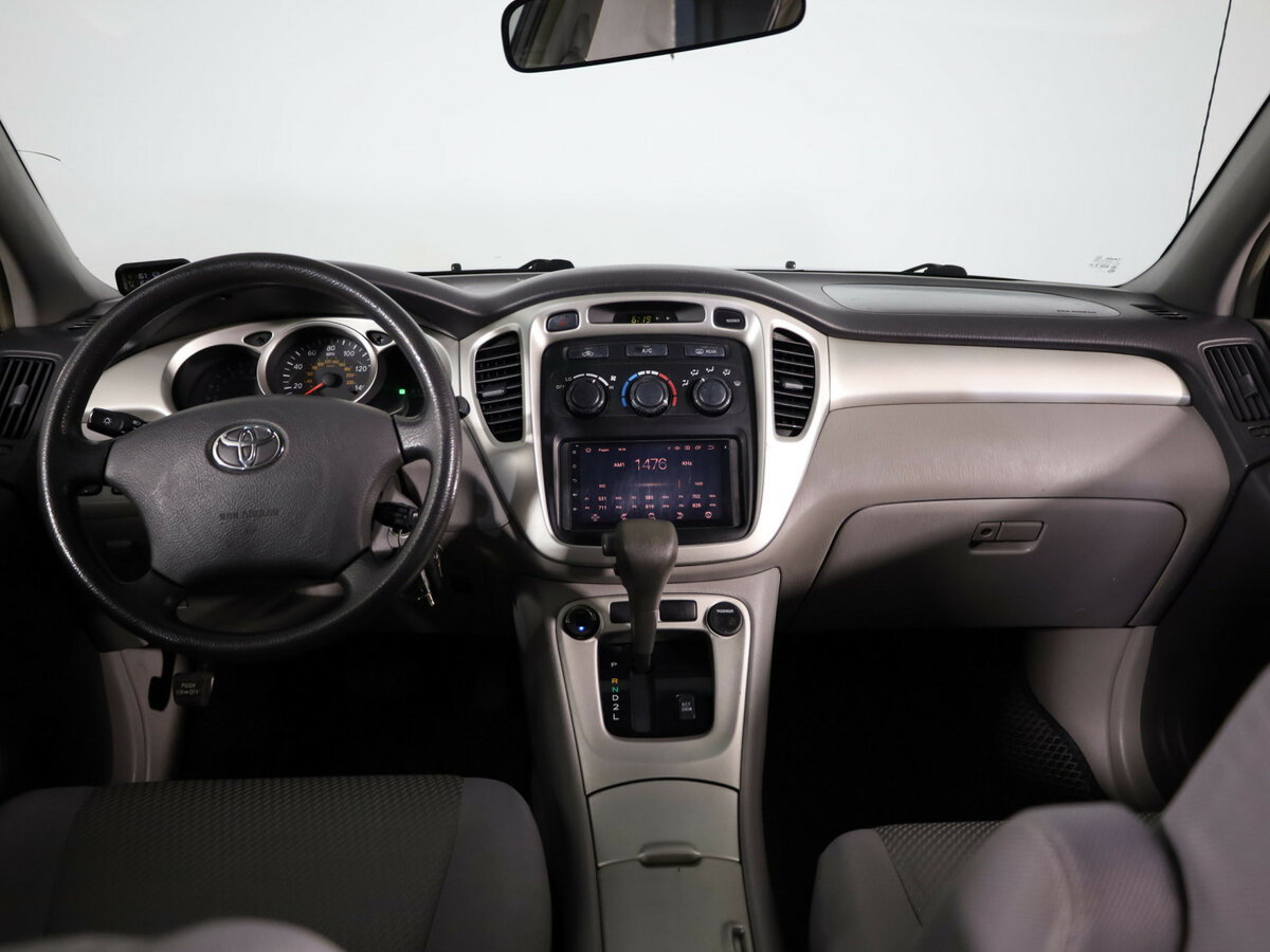 Toyota Highlander с пробегом — 2003 год. Фото: #8