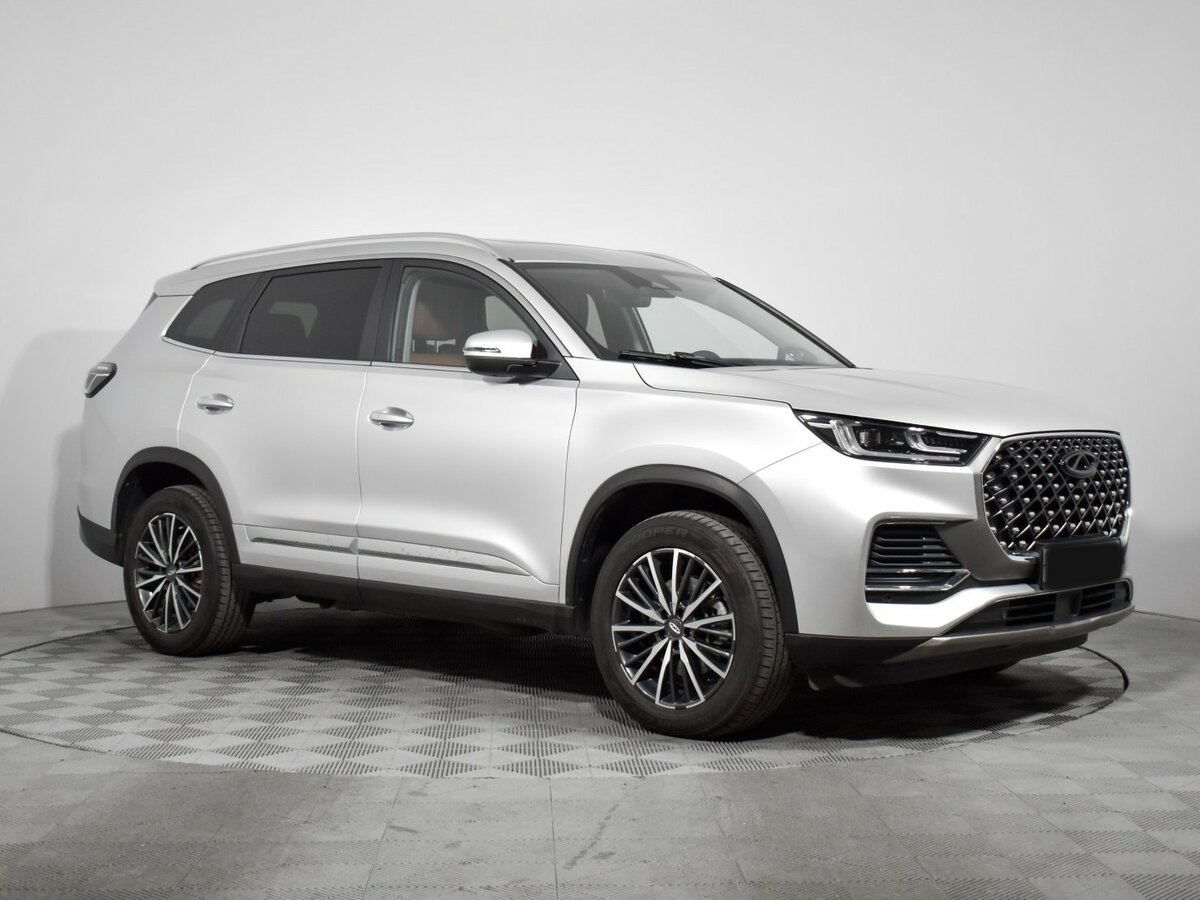 Chery Tiggo 8 Pro e+ с пробегом — 2023 год. Фото: #2