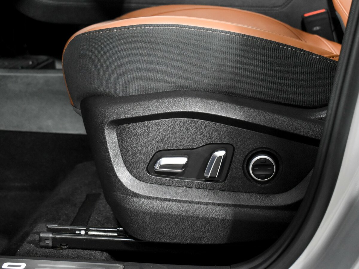 Chery Tiggo 8 Pro e+ с пробегом — 2023 год. Фото: #7