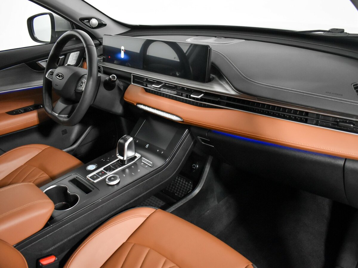 Chery Tiggo 8 Pro e+ с пробегом — 2023 год. Фото: #11