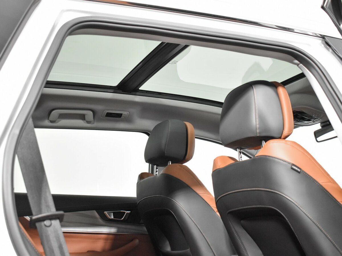 Chery Tiggo 8 Pro e+ с пробегом — 2023 год. Фото: #15