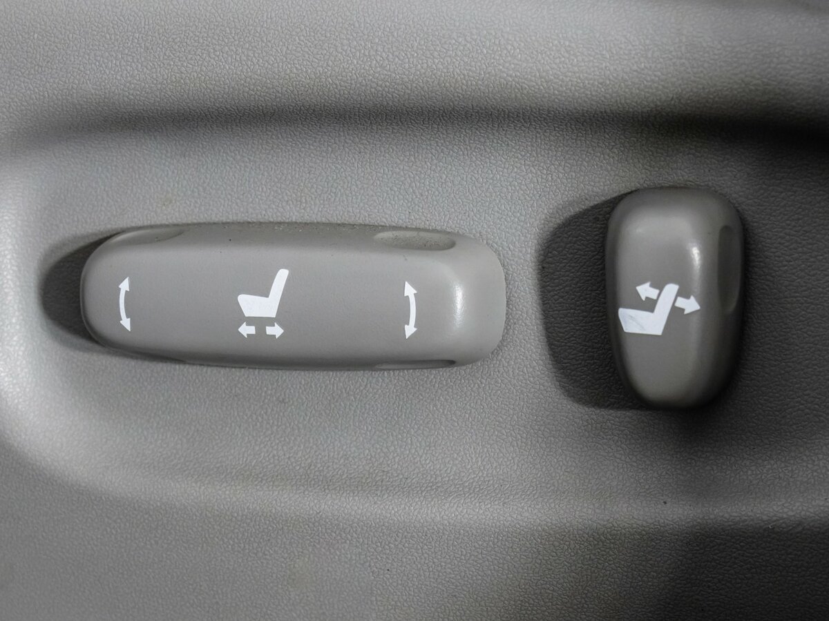 Toyota Highlander с пробегом — 2007 год. Фото: #15