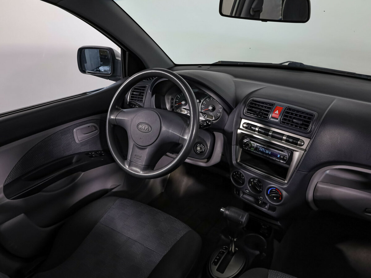 Kia Picanto с пробегом — 2007 год. Фото: #6