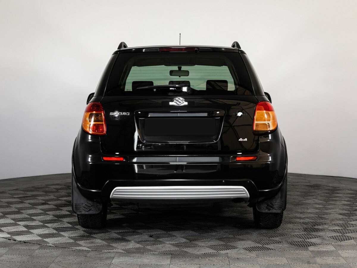 Suzuki SX4 с пробегом — 2007 год. Фото: #4