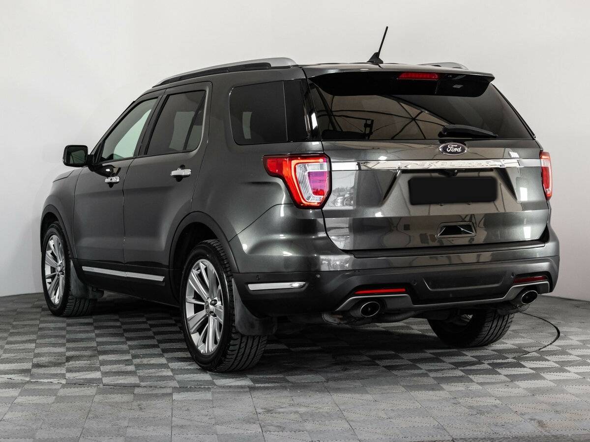 Ford Explorer с пробегом — 2019 год. Фото: #5