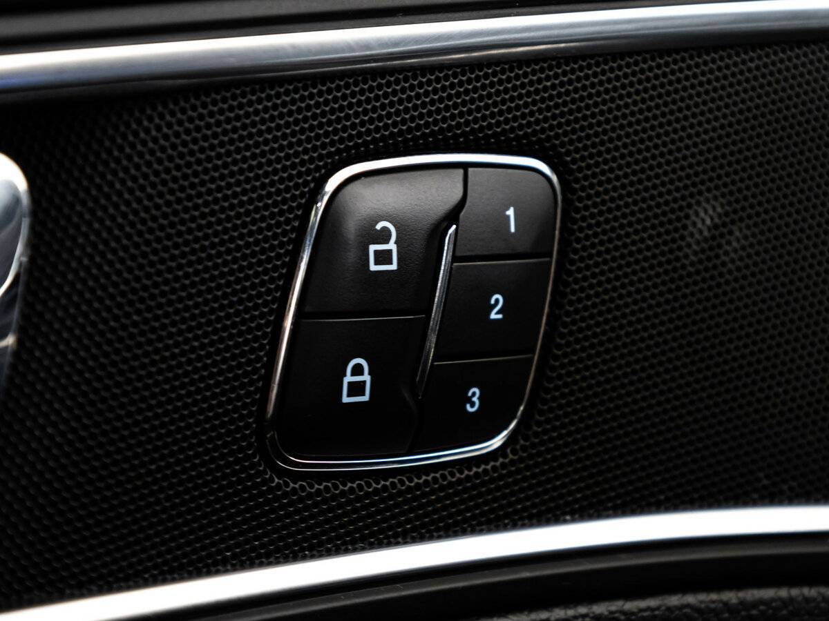 Ford Explorer с пробегом — 2019 год. Фото: #15