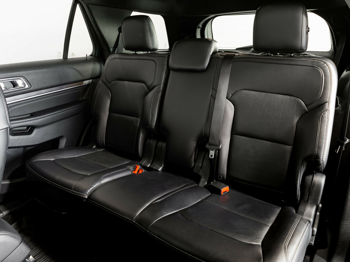 Ford Explorer с пробегом — 2019 год. Фото: #22