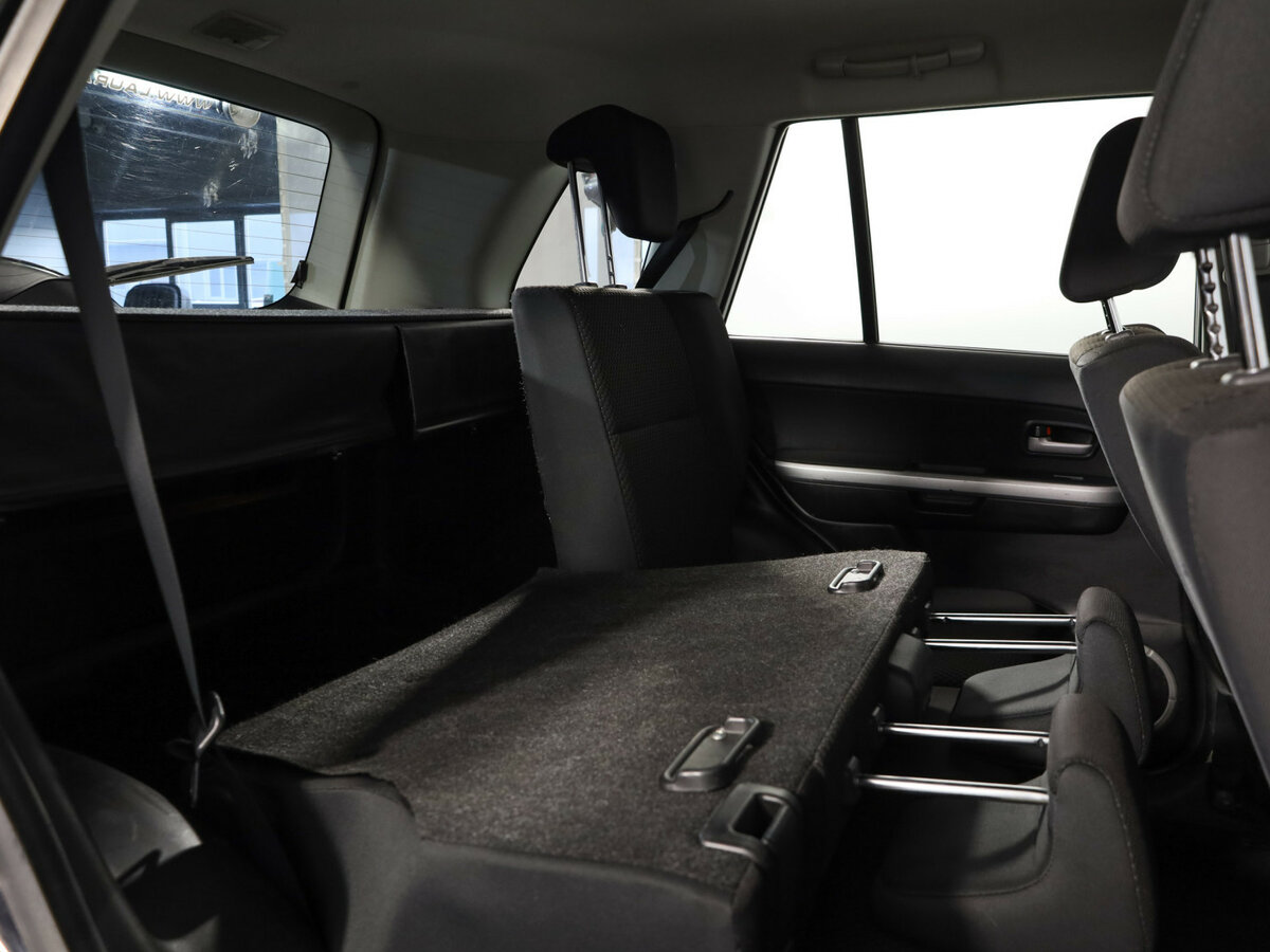 Suzuki Grand Vitara с пробегом — 2011 год. Фото: #9