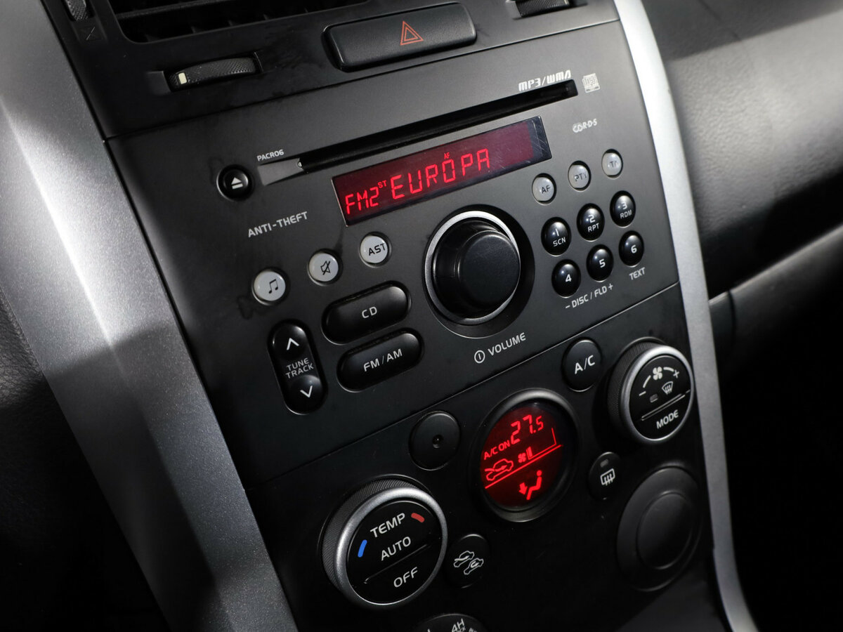 Suzuki Grand Vitara с пробегом — 2011 год. Фото: #16