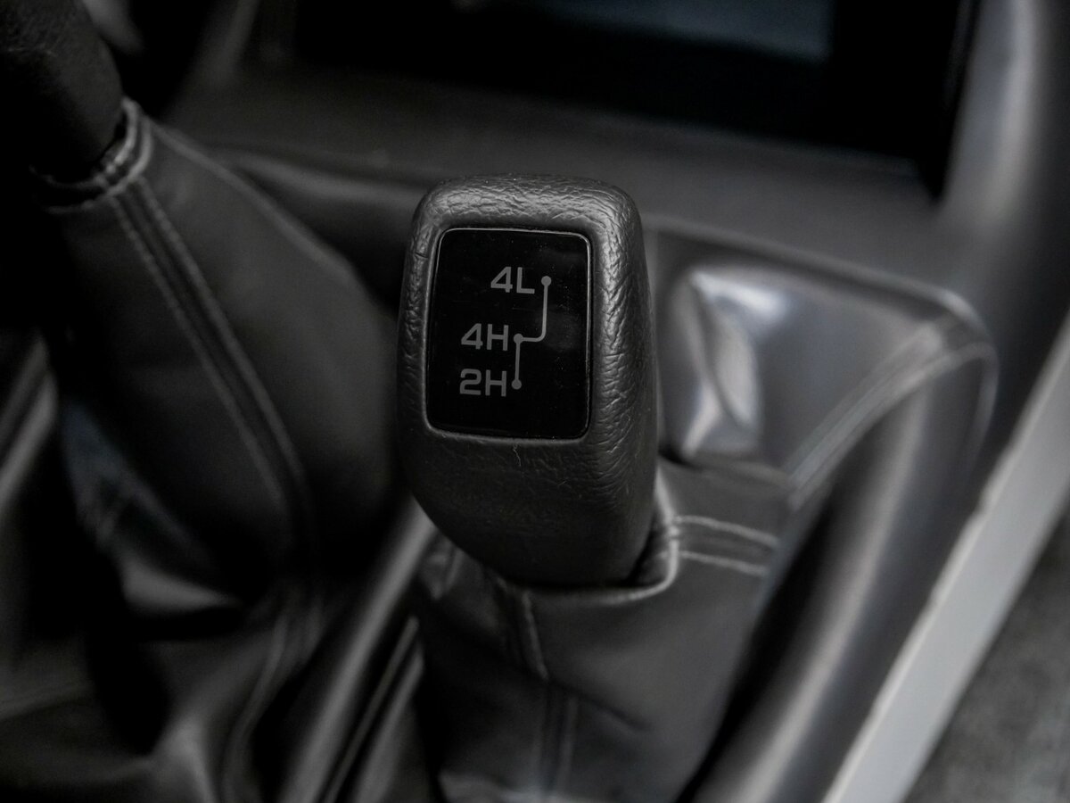 Mitsubishi Pajero Sport с пробегом — 2008 год. Фото: #11