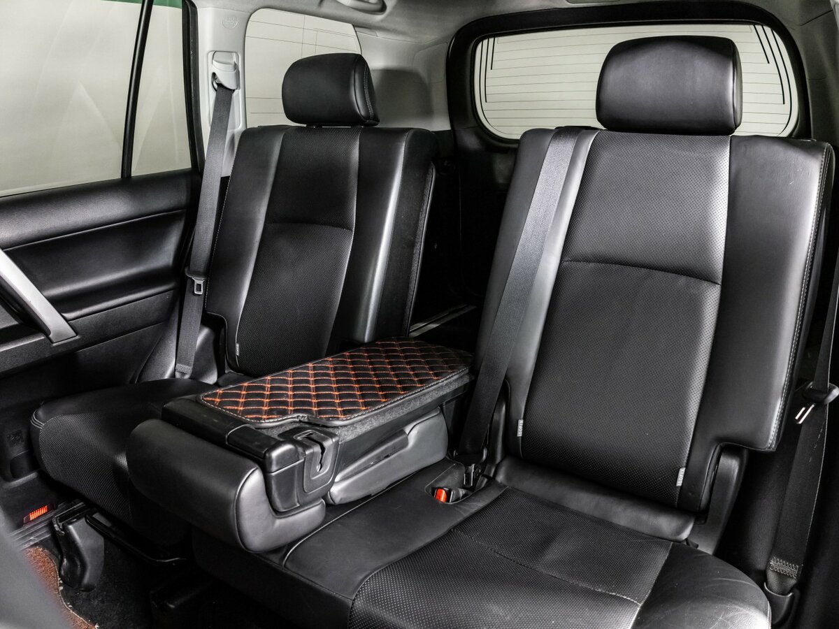 Toyota Land Cruiser Prado с пробегом — 2019 год. Фото: #20