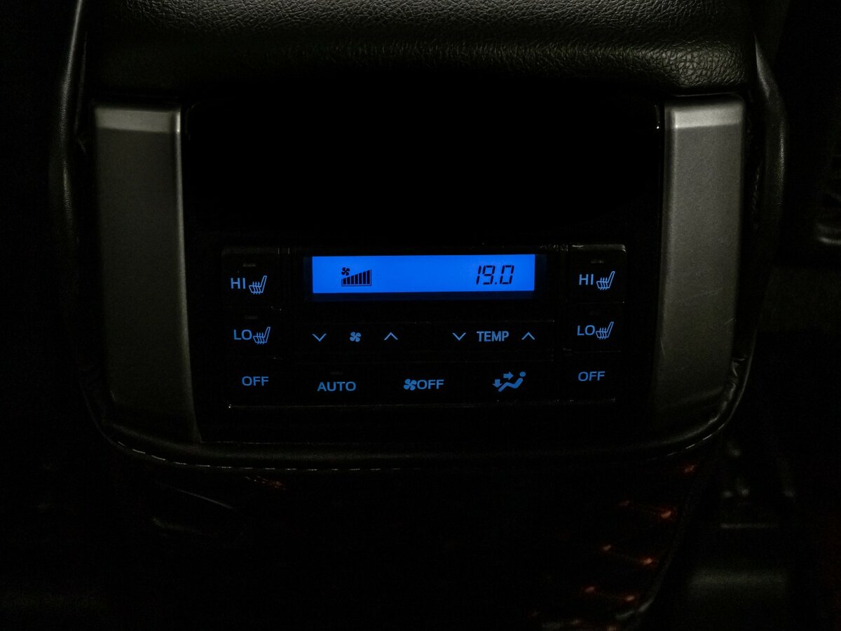 Toyota Land Cruiser Prado с пробегом — 2019 год. Фото: #24