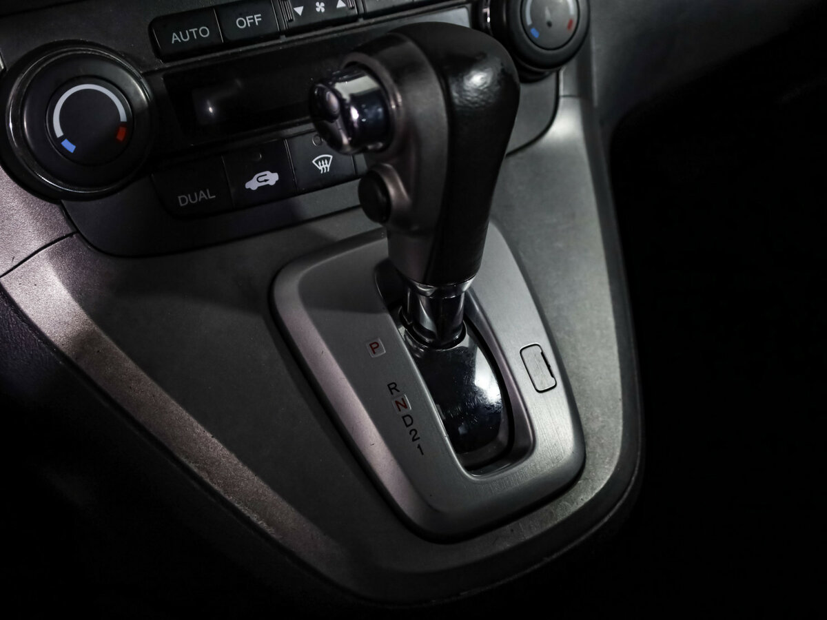 Honda CR-V с пробегом — 2008 год. Фото: #17