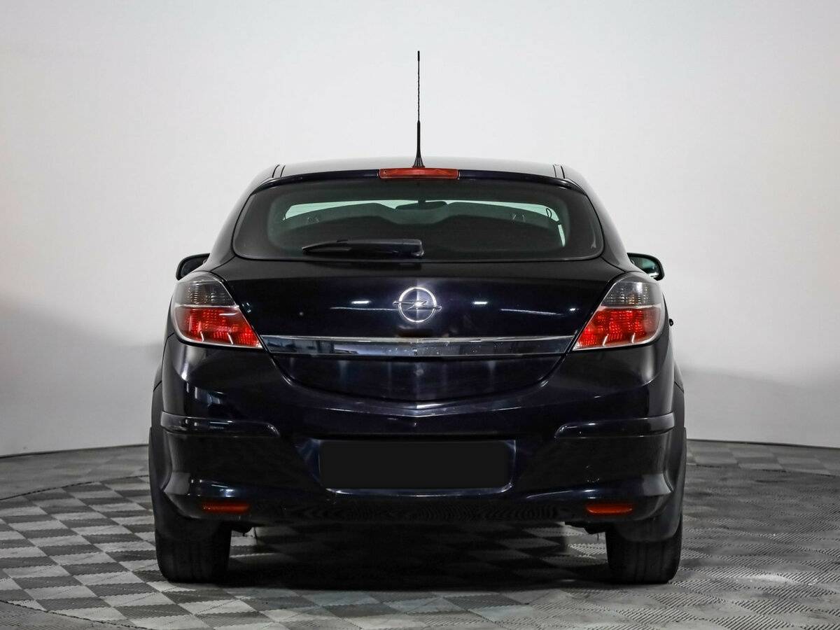 Opel Astra с пробегом — 2008 год. Фото: #4