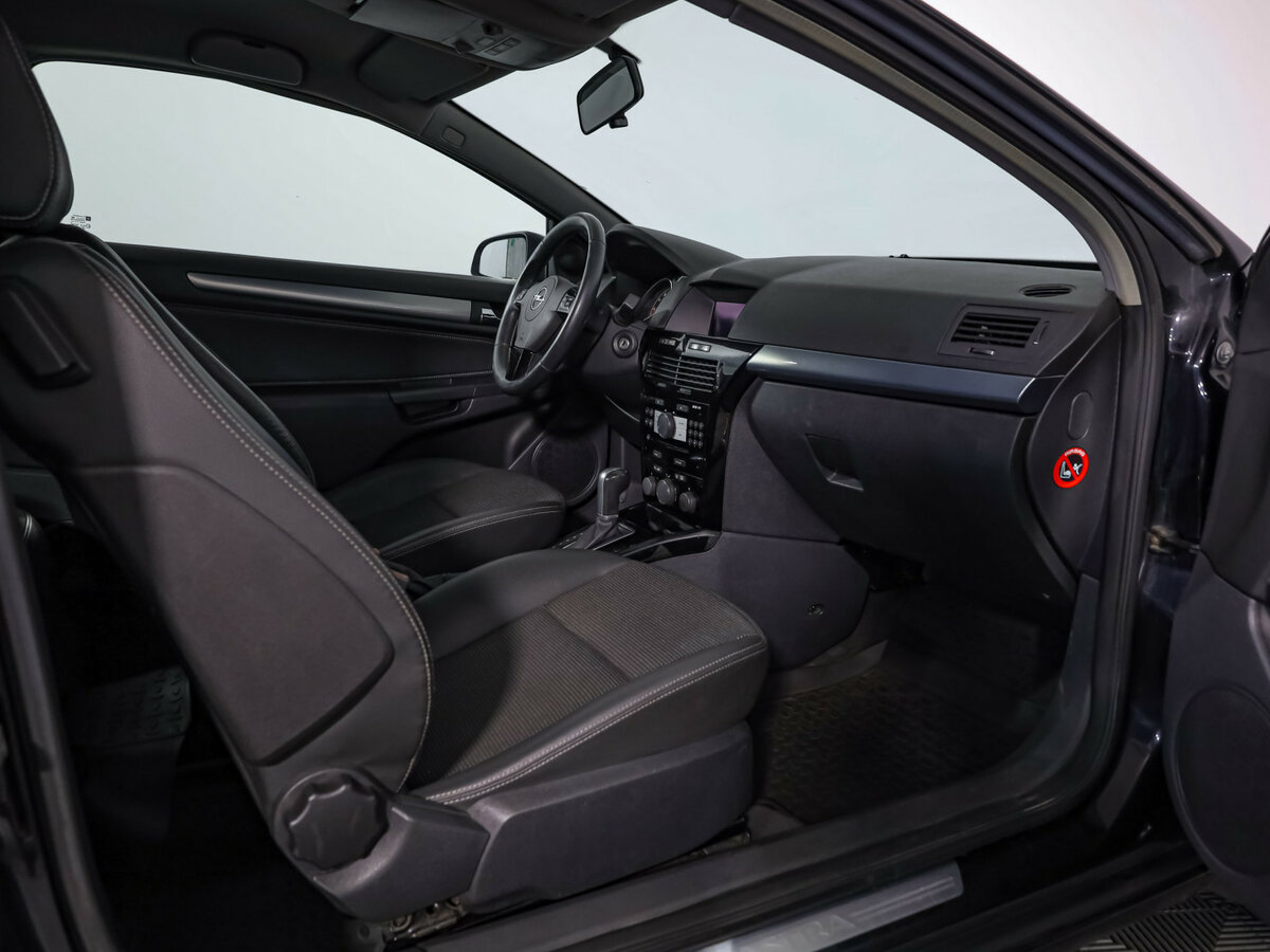 Opel Astra с пробегом — 2008 год. Фото: #20