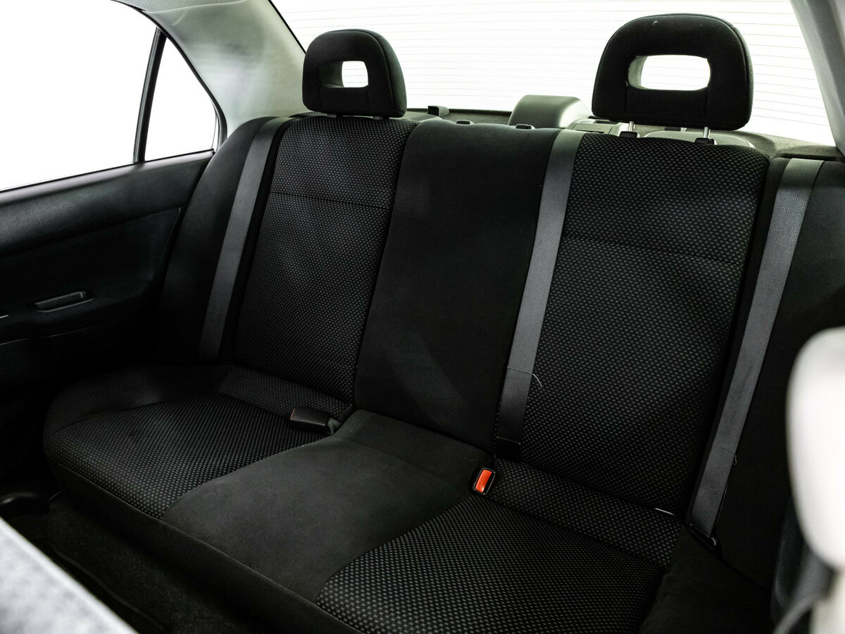Mitsubishi Lancer с пробегом — 2006 год. Фото: #12