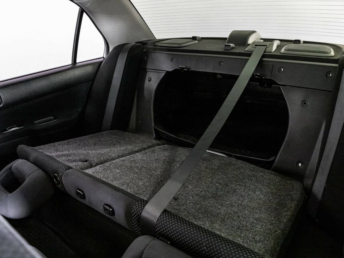 Mitsubishi Lancer с пробегом — 2006 год. Фото: #14