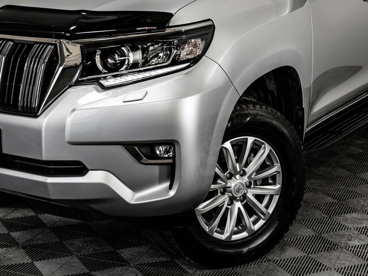 Toyota Land Cruiser Prado с пробегом — 2023 год. Фото: #1
