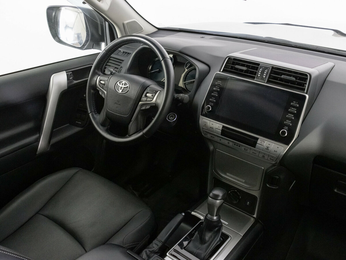 Toyota Land Cruiser Prado с пробегом — 2023 год. Фото: #7