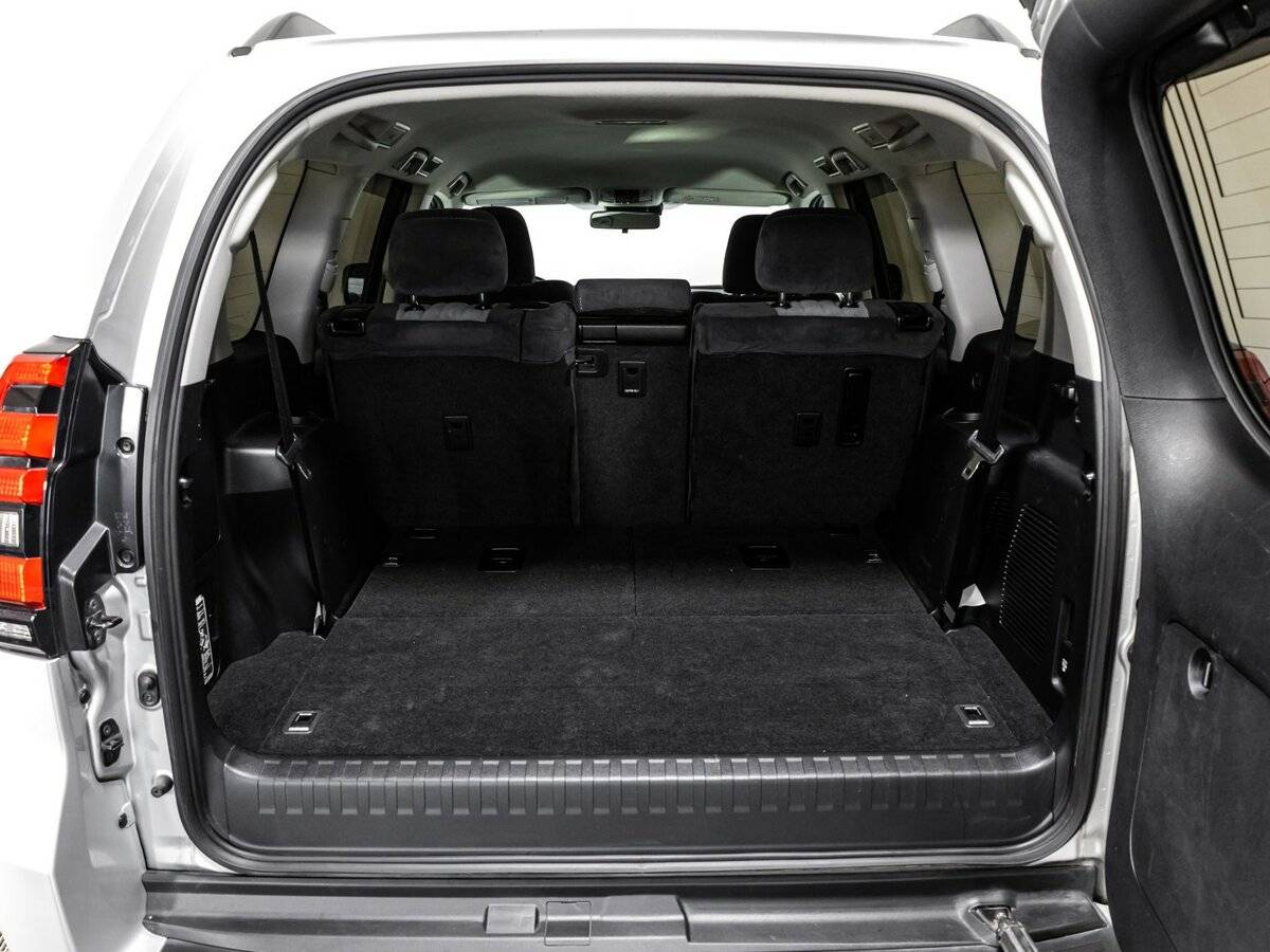 Toyota Land Cruiser Prado с пробегом — 2023 год. Фото: #30