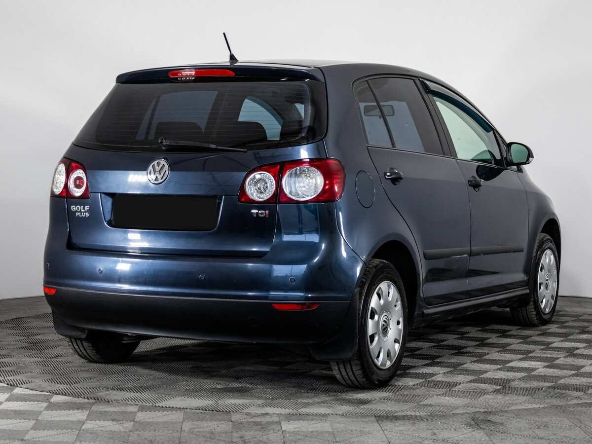 Volkswagen Golf Plus с пробегом — 2008 год. Фото: #4