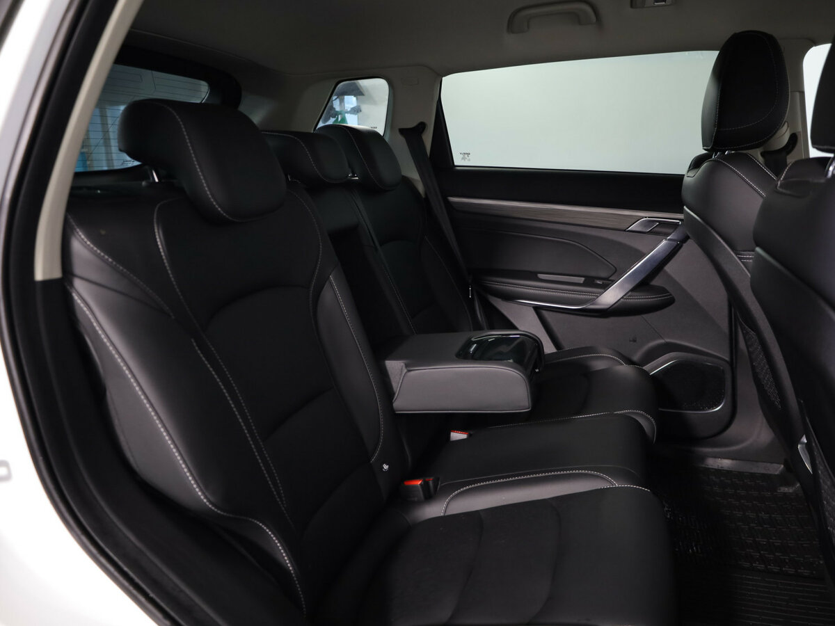 Geely Atlas Pro с пробегом — 2022 год. Фото: #14