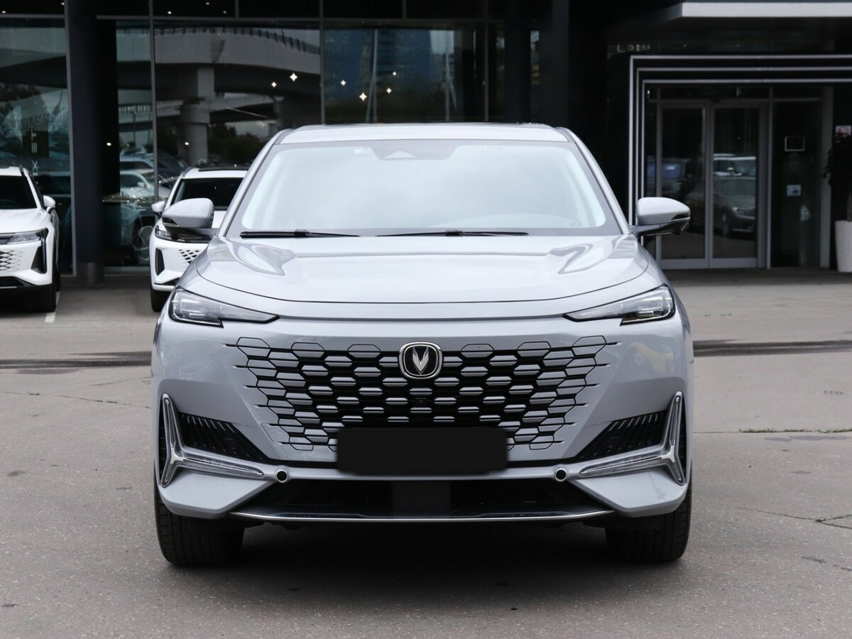 Changan UNI-K с пробегом — 2024 год. Фото: #1