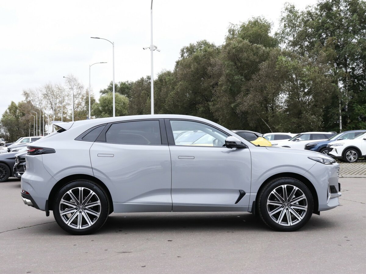 Changan UNI-K с пробегом — 2024 год. Фото: #3