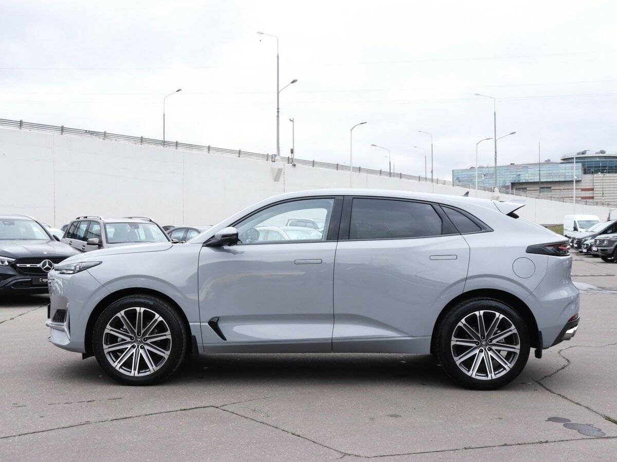 Changan UNI-K с пробегом — 2024 год. Фото: #7