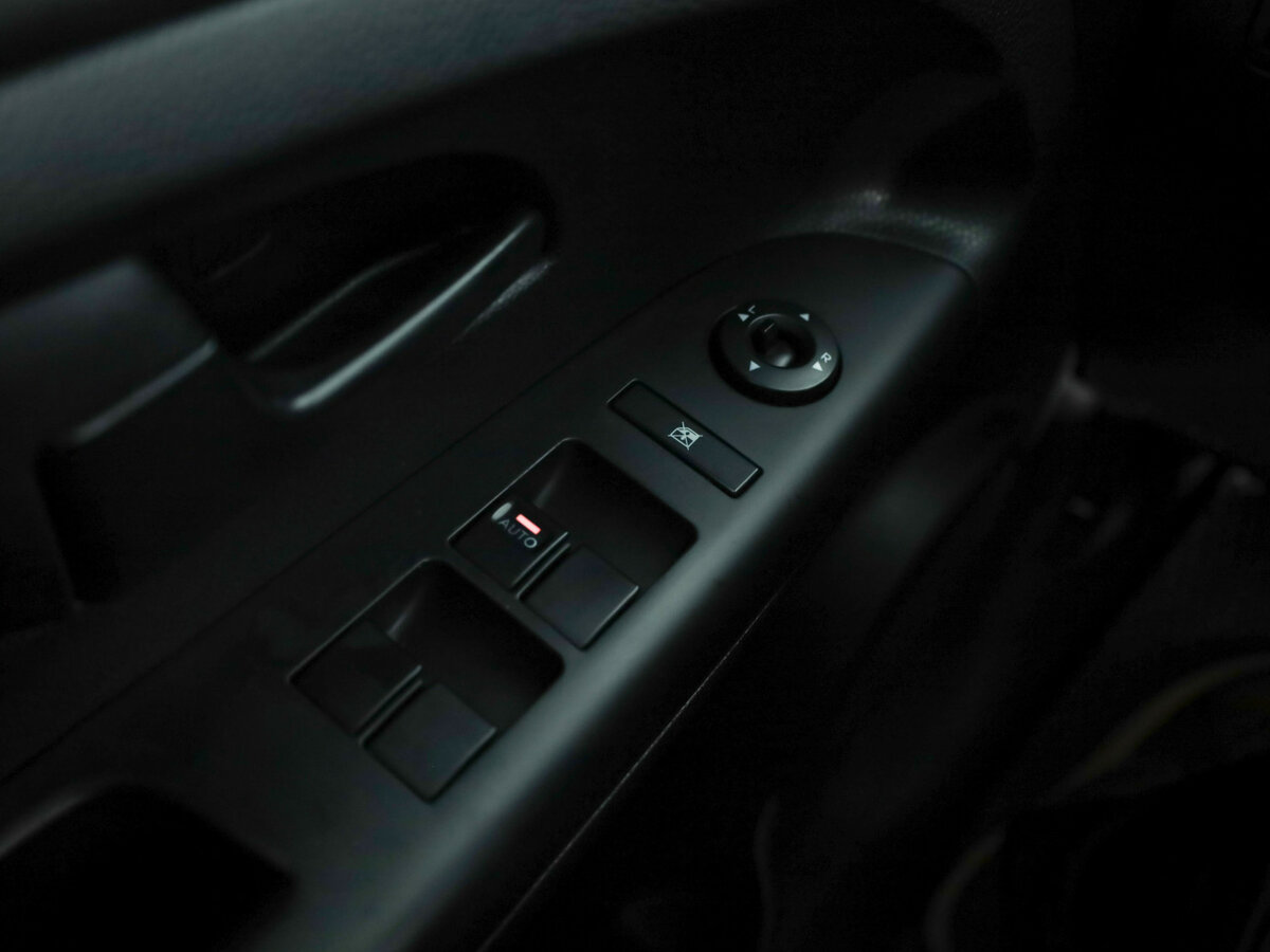 Kia Venga с пробегом — 2012 год. Фото: #18