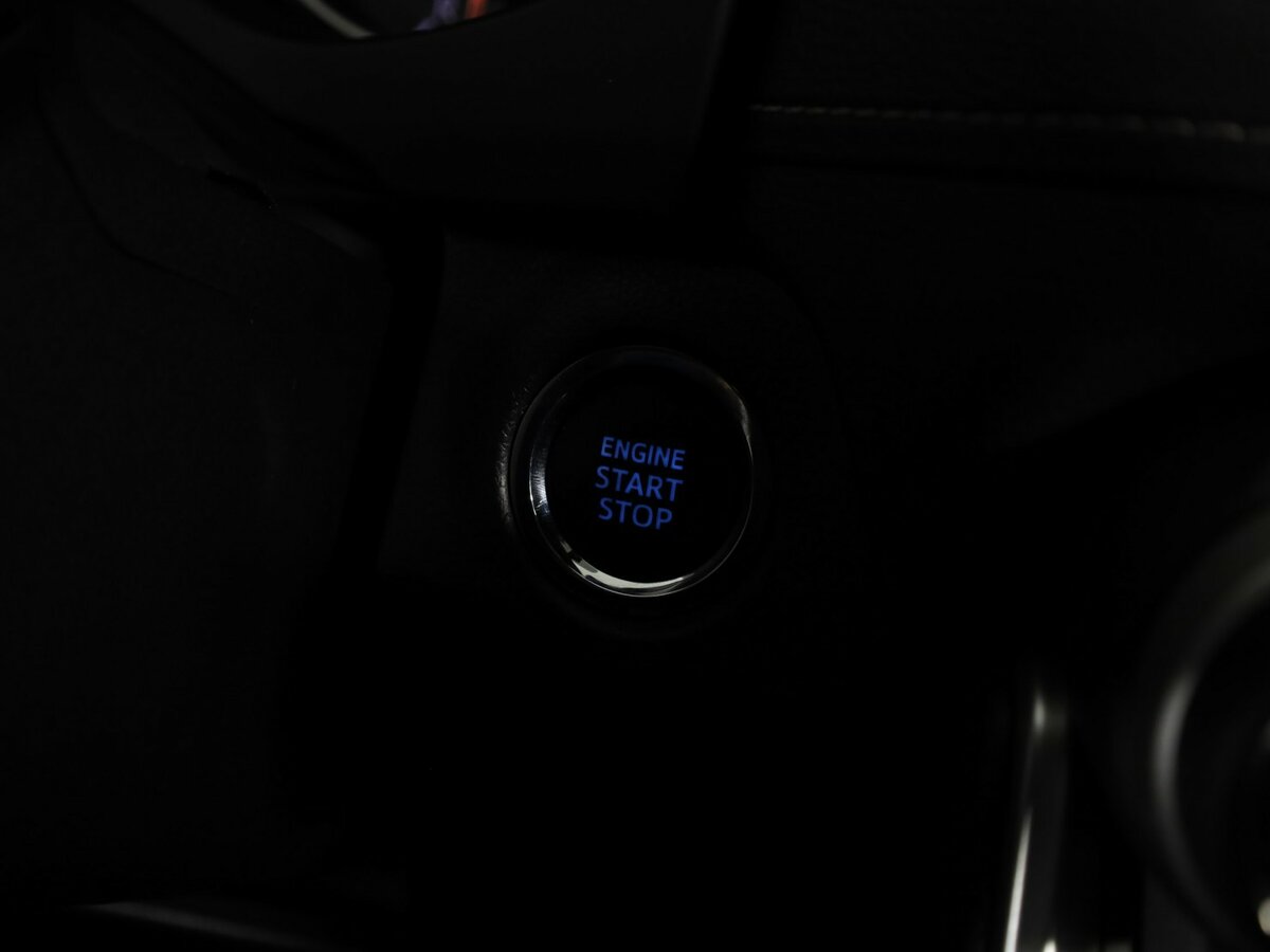 Toyota RAV4 с пробегом — 2019 год. Фото: #21