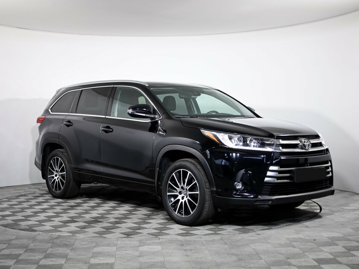 Toyota Highlander с пробегом — 2019 год. Фото: #2
