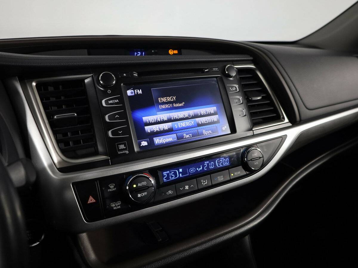 Toyota Highlander с пробегом — 2019 год. Фото: #22