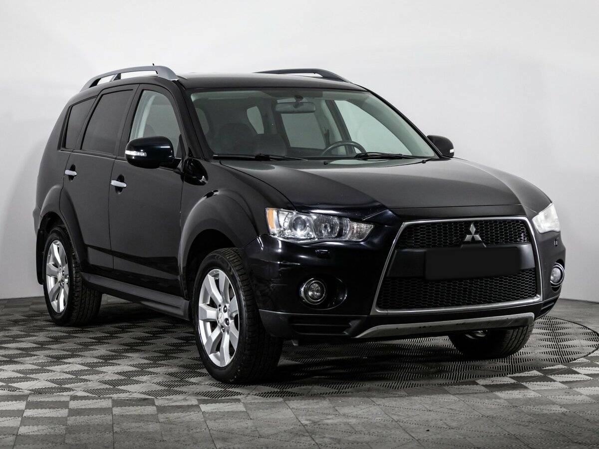 Mitsubishi Outlander с пробегом — 2010 год. Фото: #2