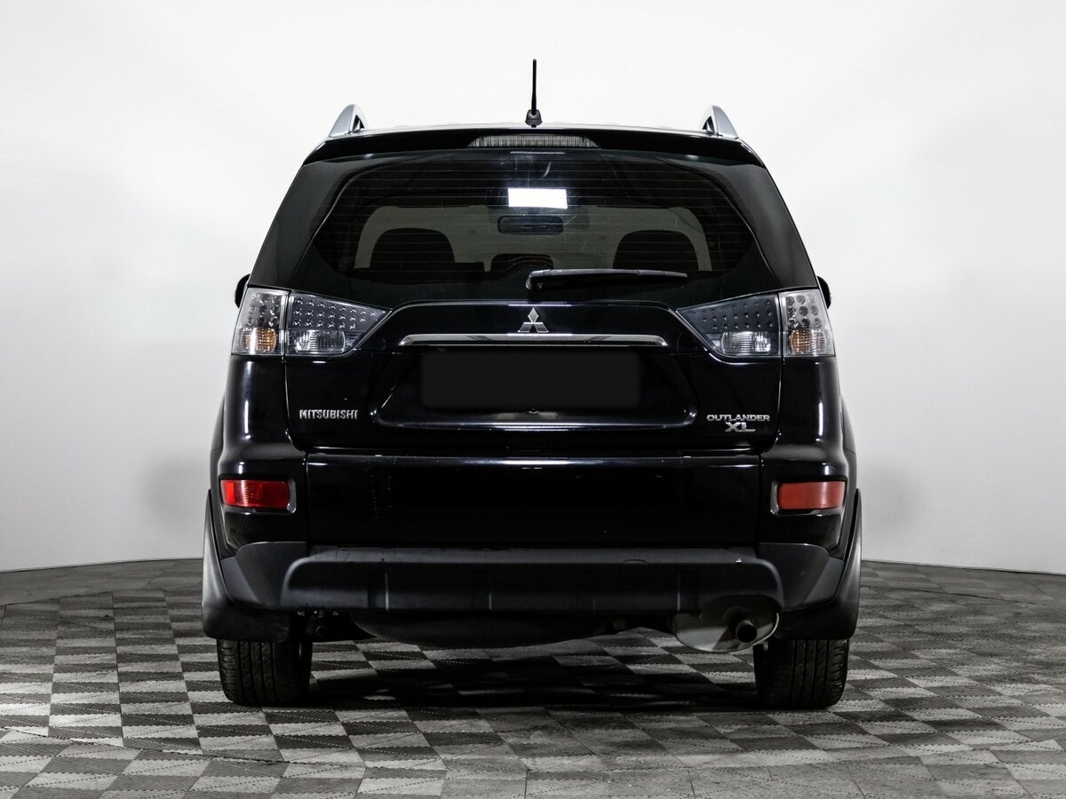 Mitsubishi Outlander с пробегом — 2010 год. Фото: #4