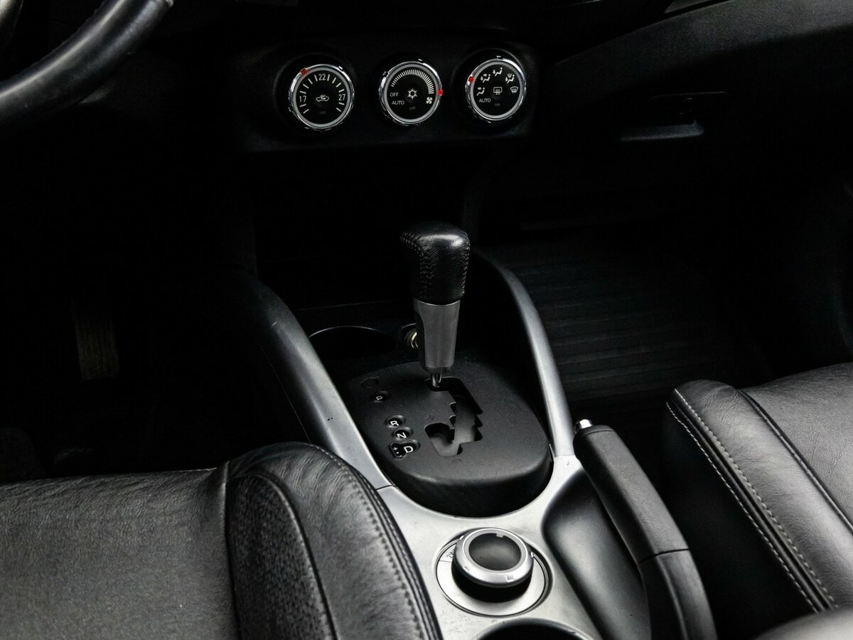 Mitsubishi Outlander с пробегом — 2010 год. Фото: #8