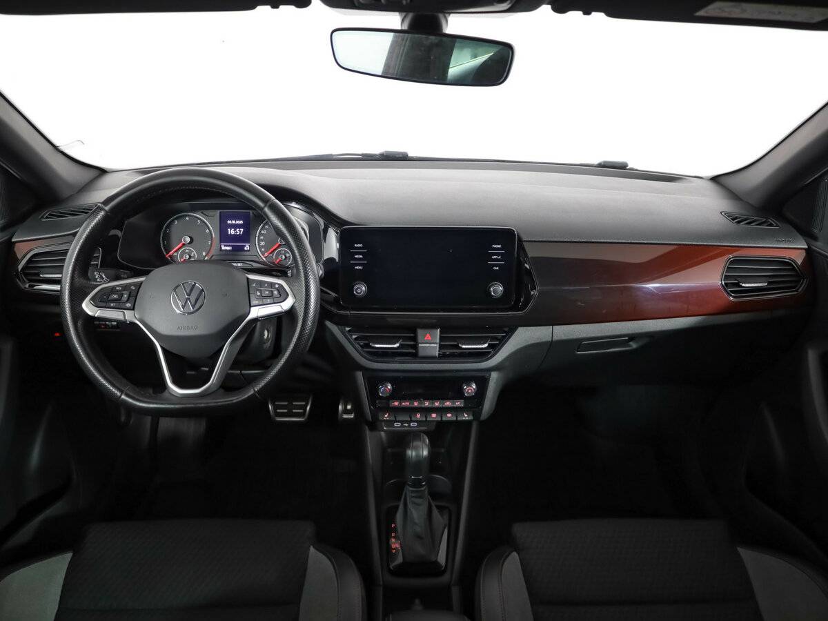 Volkswagen Polo с пробегом — 2021 год. Фото: #7
