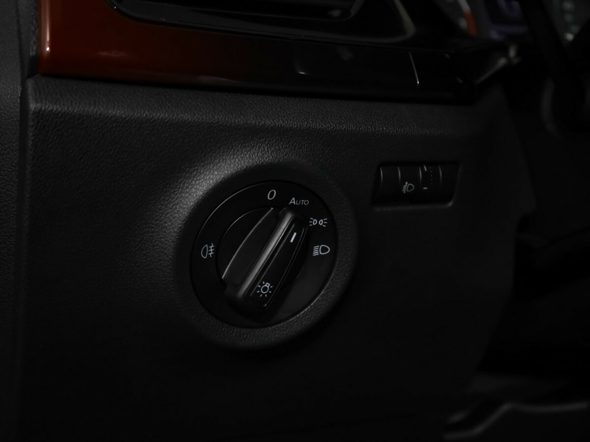 Volkswagen Polo с пробегом — 2021 год. Фото: #12