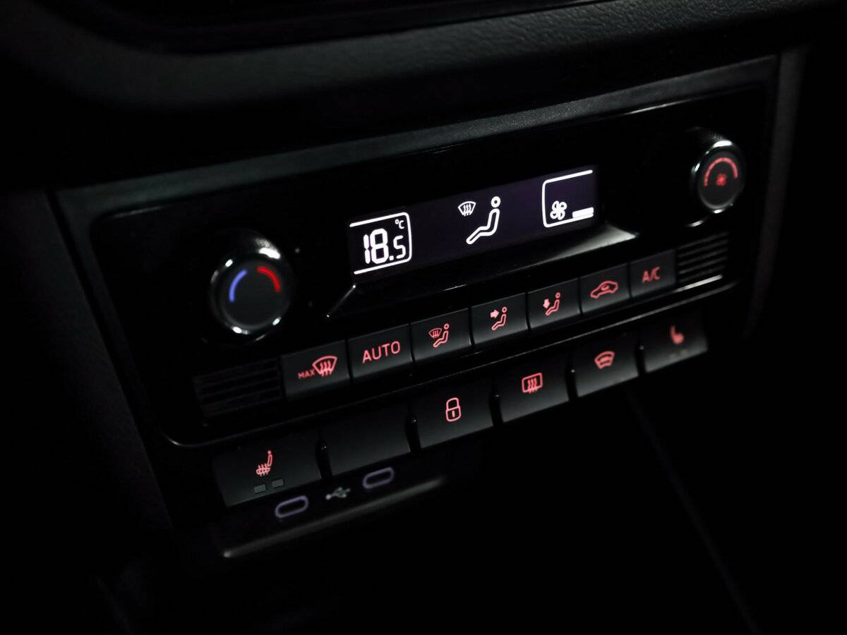 Volkswagen Polo с пробегом — 2021 год. Фото: #15