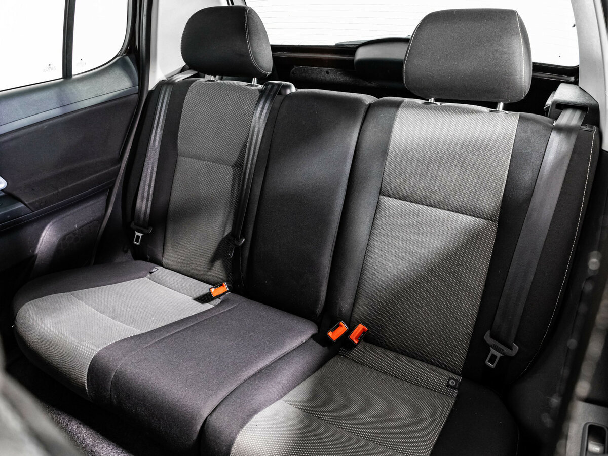 Skoda Fabia с пробегом — 2010 год. Фото: #14