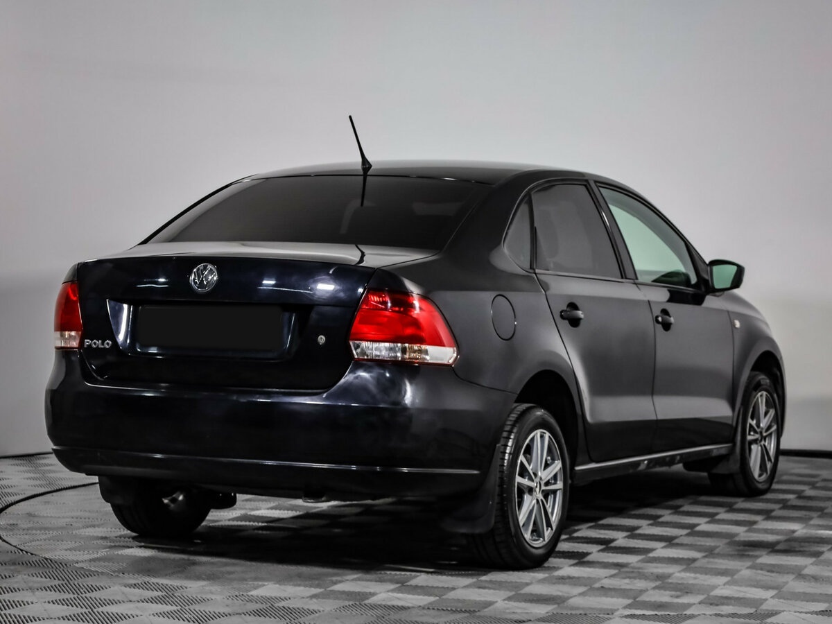 Volkswagen Polo с пробегом — 2013 год. Фото: #3