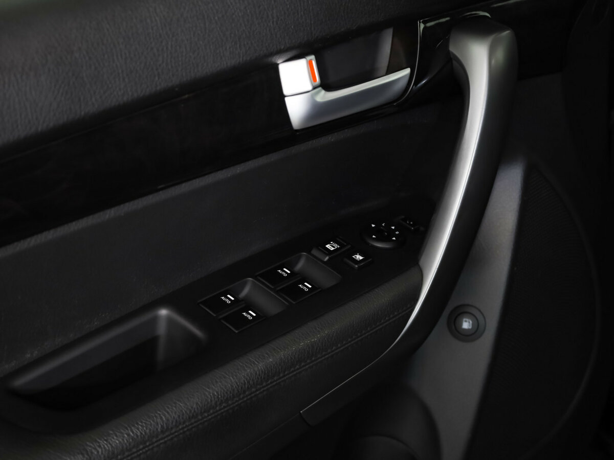 Kia Sorento с пробегом — 2014 год. Фото: #14