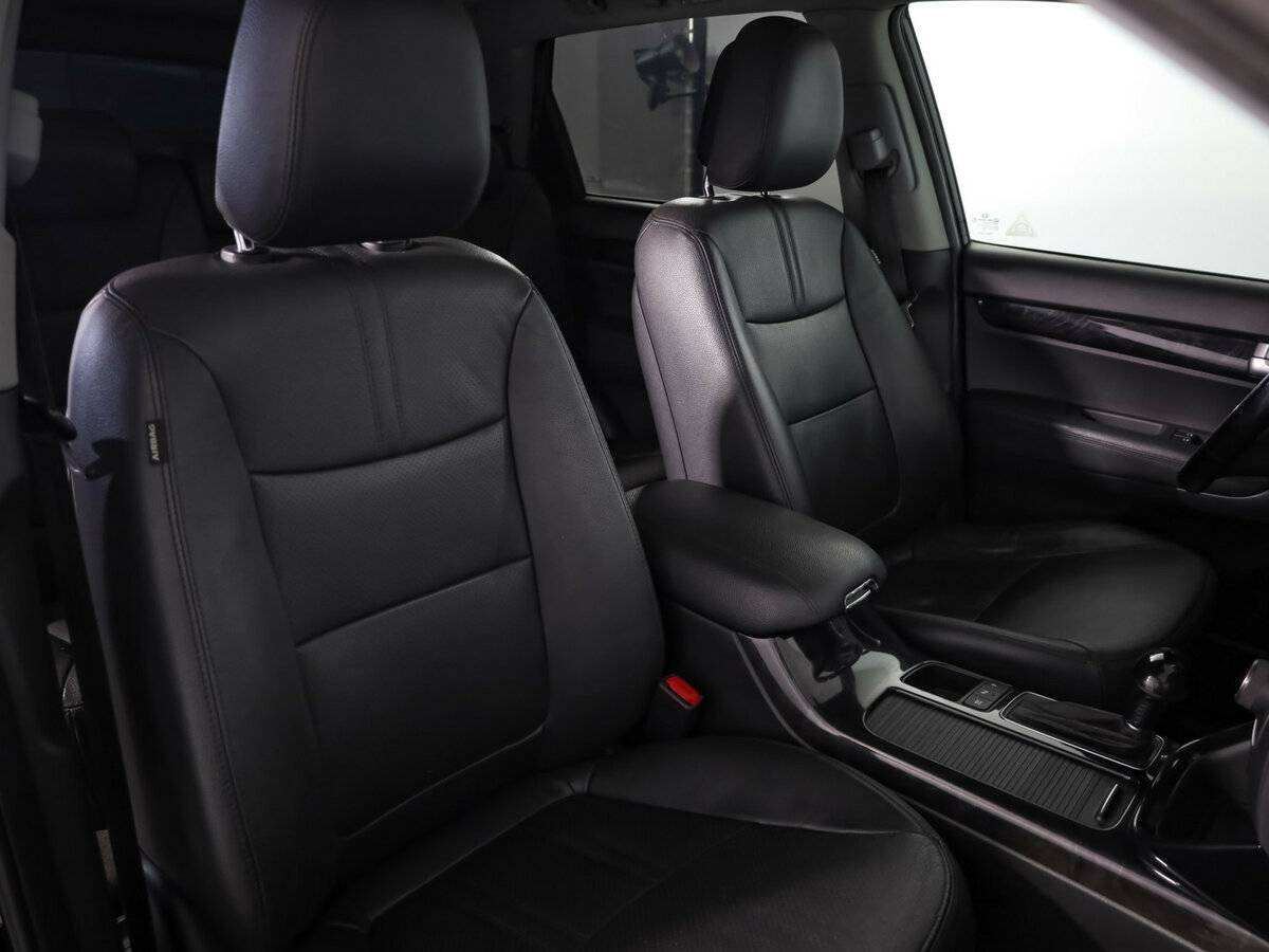 Kia Sorento с пробегом — 2014 год. Фото: #22