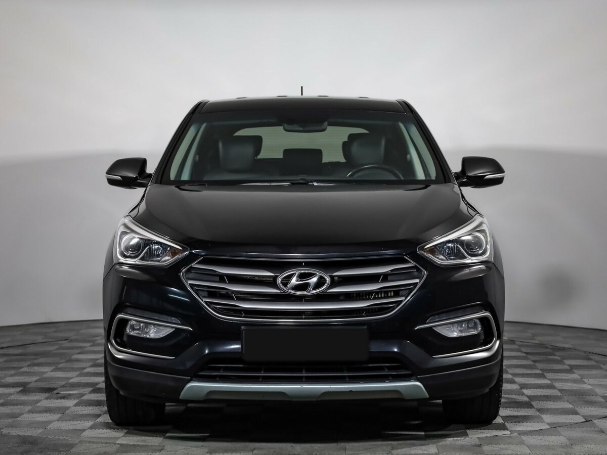 Hyundai Santa Fe с пробегом — 2016 год. Фото: #1
