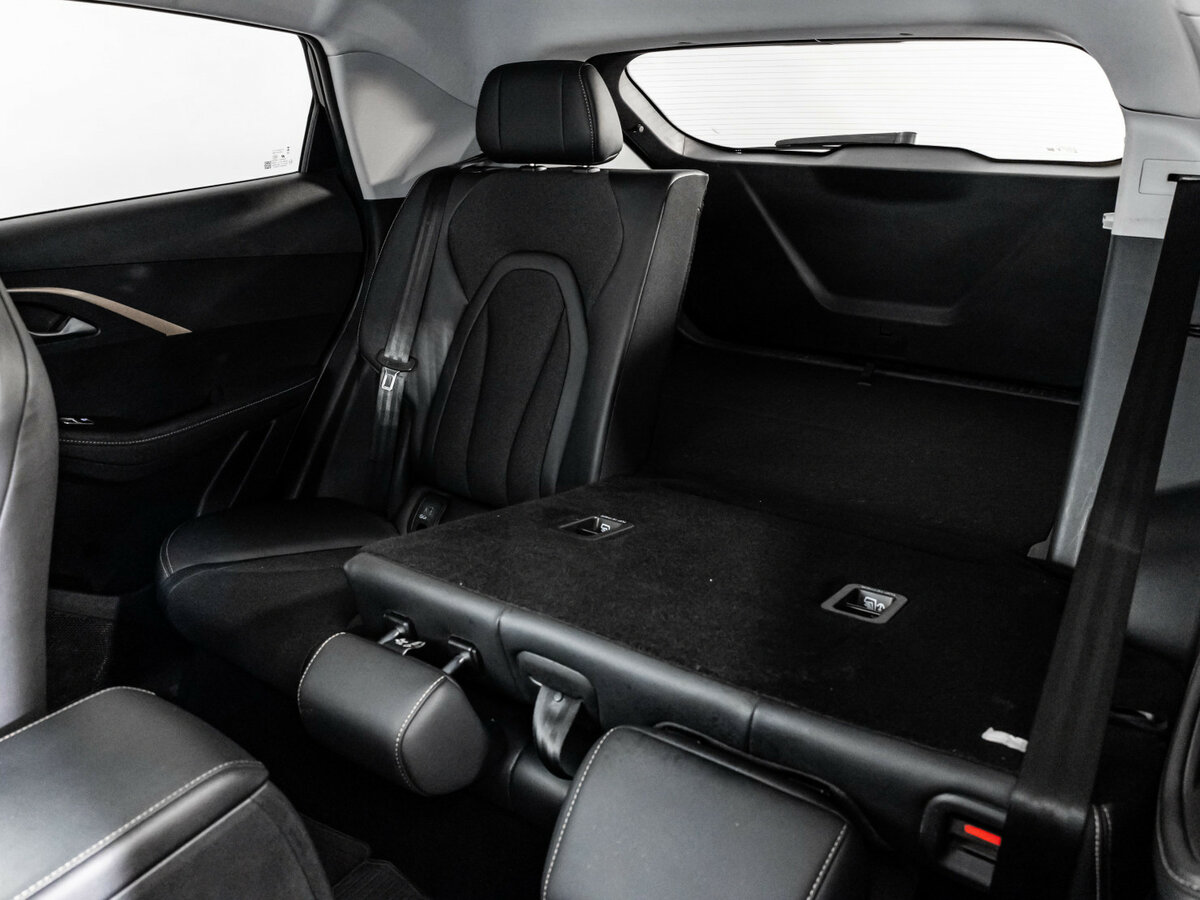 OMODA C5 с пробегом — 2023 год. Фото: #17