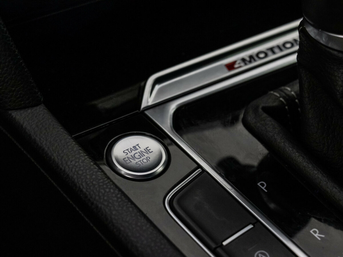 Volkswagen Passat с пробегом — 2018 год. Фото: #19